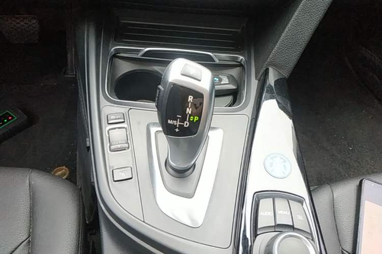 Used BMW 3 Series 2017 320Li Fashion Model Gear Lever