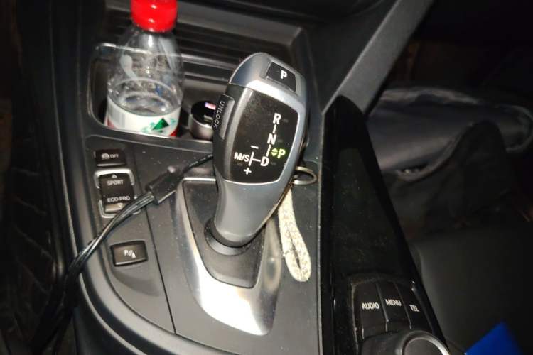 Used BMW 3 Series 2017 320Li Fashion Model Gear Lever