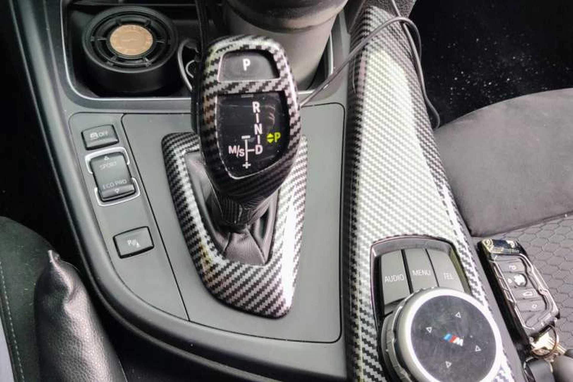 Used BMW 3 Series 2017 320i M Sport Gear Lever