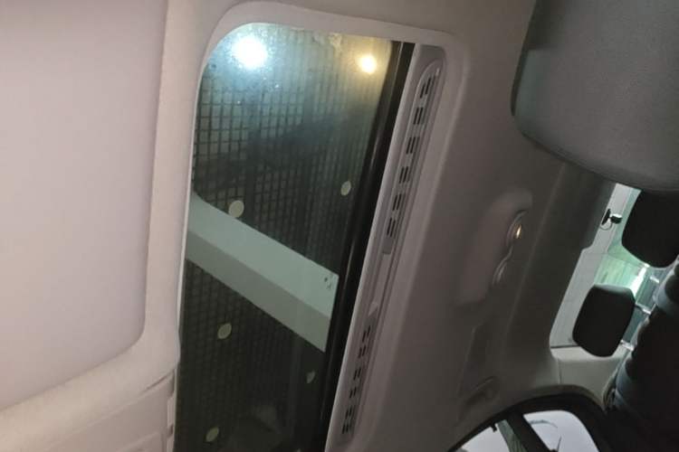 Used BMW 3 Series 2017 320Li Fashion Model Headliner