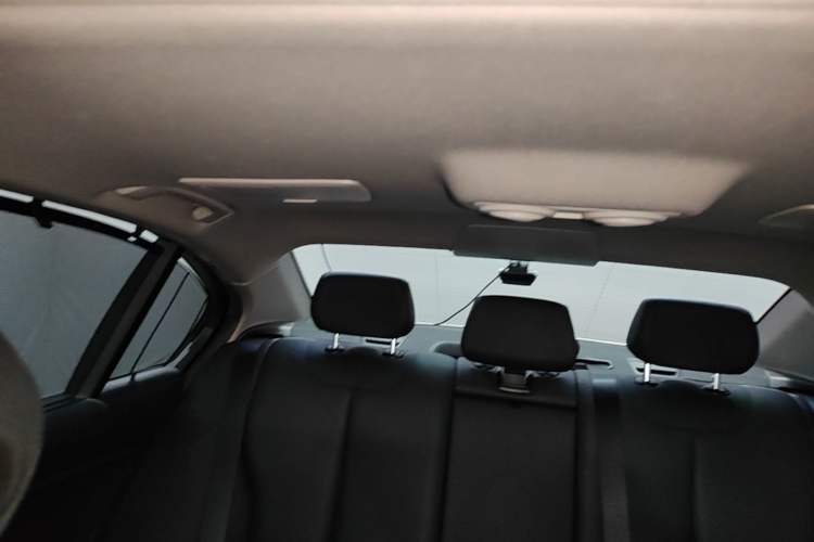 Used BMW 3 Series 2017 320Li Fashion Model Headliner