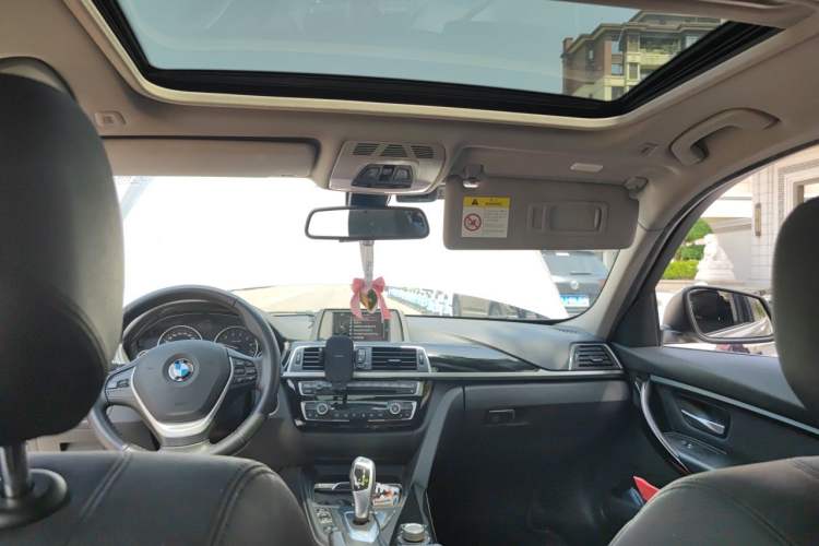 Used BMW 3 Series 2017 320Li Fashion Model Headliner