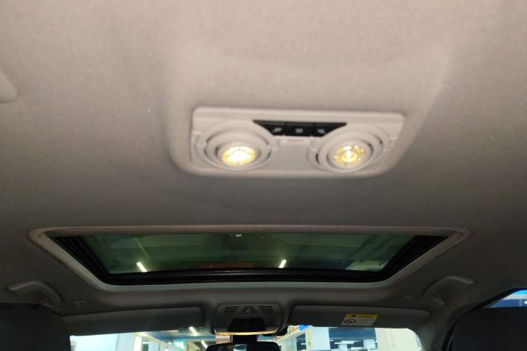 Used BMW 3 Series 2017 320Li Fashion Model Headliner