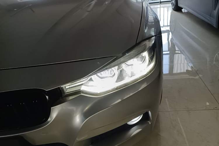 Used BMW 3 Series 2017 320i M Sport Left Front Headlight