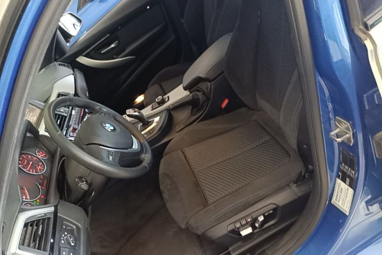 Used BMW 3 Series 2017 320i M Sport Left Front Seat