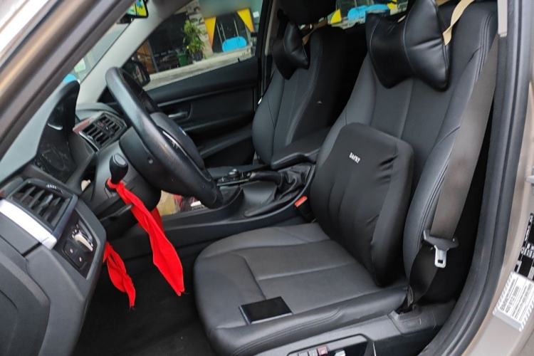 Used BMW 3 Series 2017 320Li Fashion Model Left Front Seat