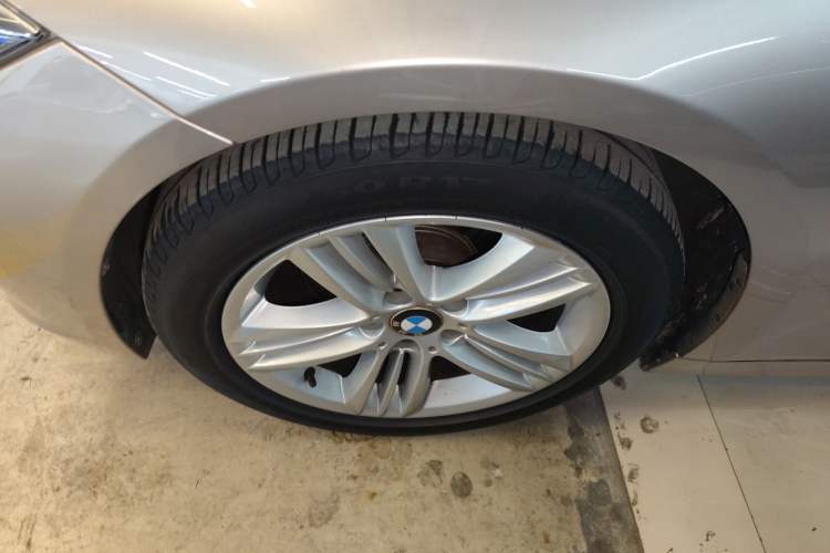 Used BMW 3 Series 2017 320Li Fashion Model Left Front Wheel Hub