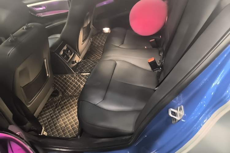 Used BMW 3 Series 2017 320Li M Sport Edition Left Rear Seat