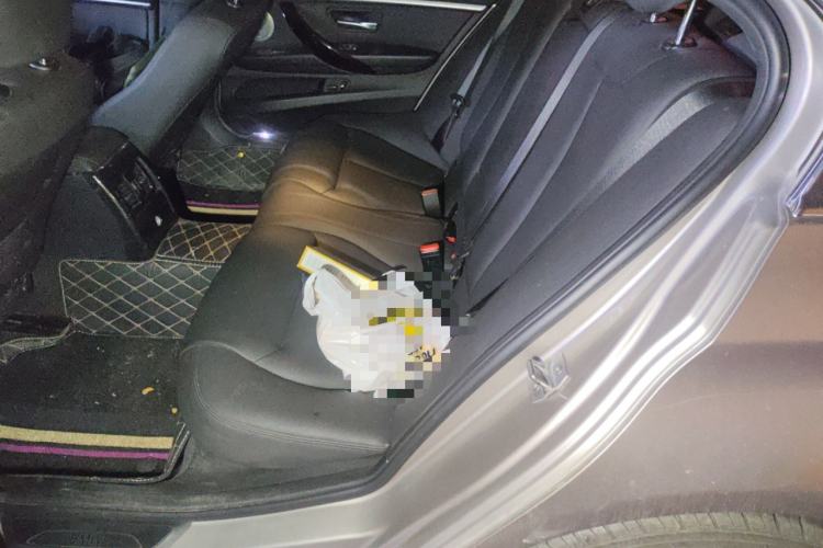 Used BMW 3 Series 2017 320Li Fashion Model Left Rear Seat