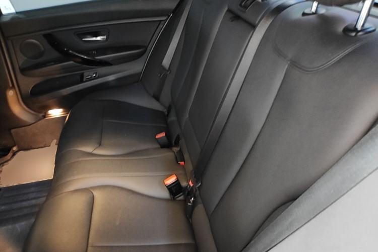 Used BMW 3 Series 2017 320Li Fashion Model Left Rear Seat