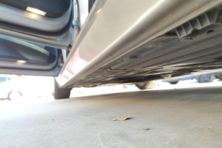 Used BMW 3 Series 2017 320Li Fashion Model Left Side Sill