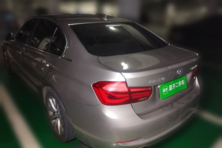 Used BMW 3 Series 2017 318Li Fashion Model Rear Left 45 Deg