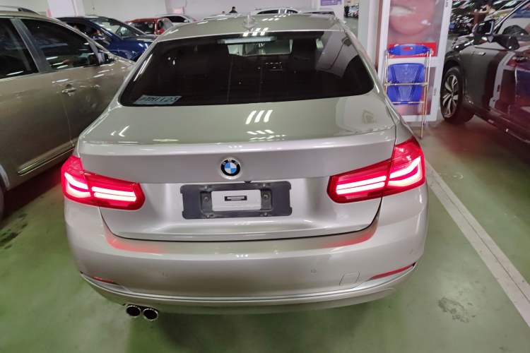 Used BMW 3 Series 2017 320Li Fashion Model Rear