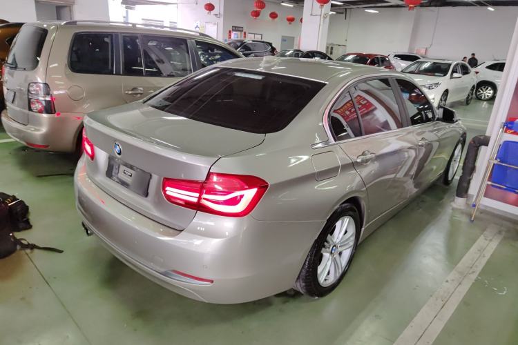 Used BMW 3 Series 2017 320Li Fashion Model Rear Right 45 Deg