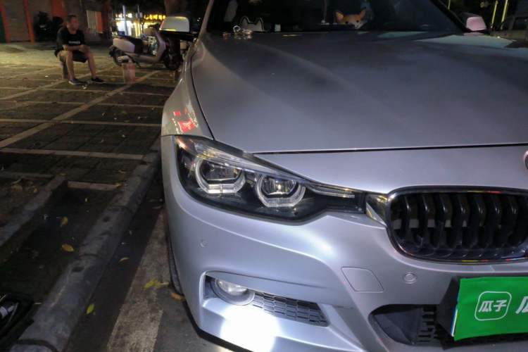 Used BMW 3 Series 2017 320i M Sport Right Front Headlight
