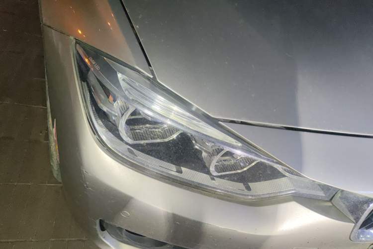 Used BMW 3 Series 2017 320Li Fashion Model Right Front Headlight