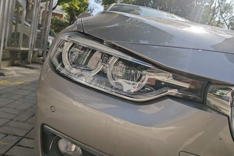 Used BMW 3 Series 2017 320Li Fashion Model Right Front Headlight