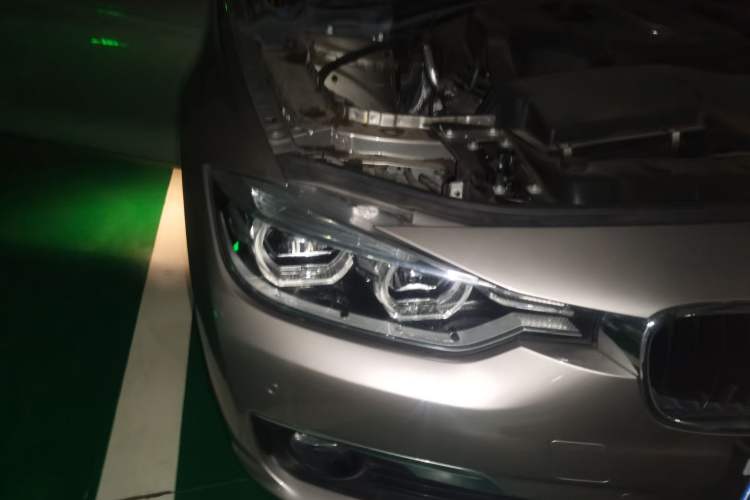 Used BMW 3 Series 2017 318Li Fashion Model Right Front Headlight