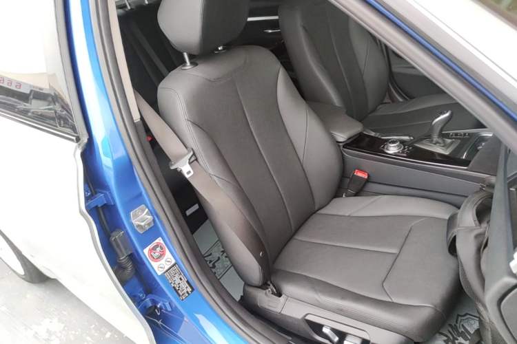Used BMW 3 Series 2017 320Li M Sport Edition Right Front Seat