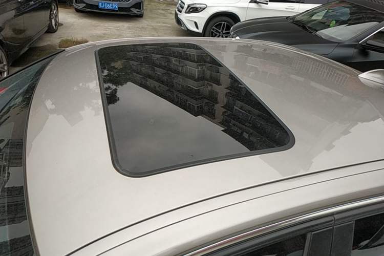 Used BMW 3 Series 2017 320Li Fashion Model Roof