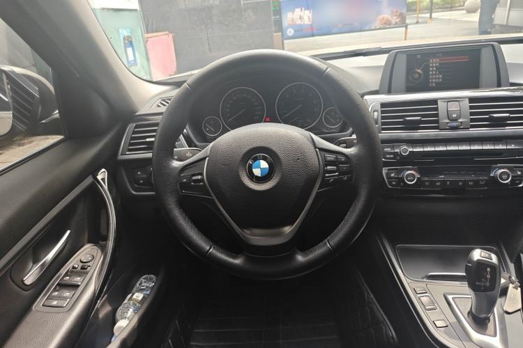 Used BMW 3 Series 2017 320Li Fashion Model Steering Wheel