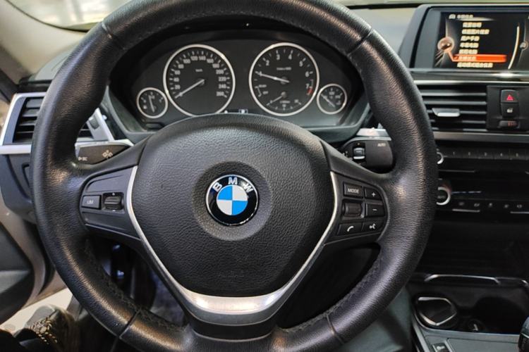 Used BMW 3 Series 2017 320Li Fashion Model Steering Wheel