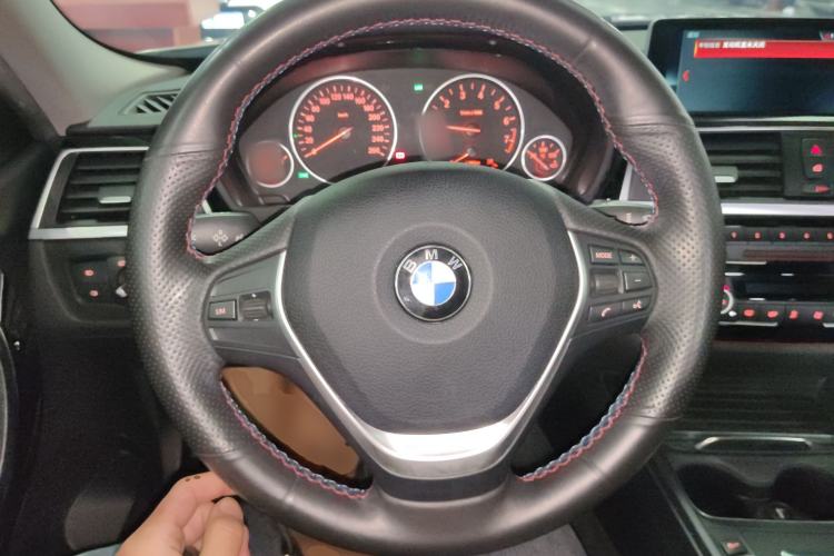 Used BMW 3 Series 2017 320Li Fashion Model Steering Wheel