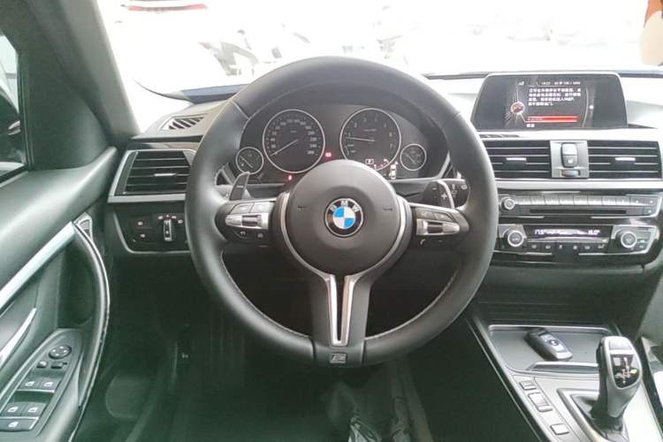 Used BMW 3 Series 2017 320Li M Sport Edition Steering Wheel