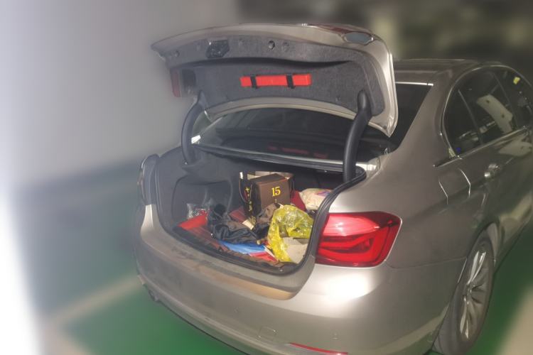 Used BMW 3 Series 2017 318Li Fashion Model Trunk