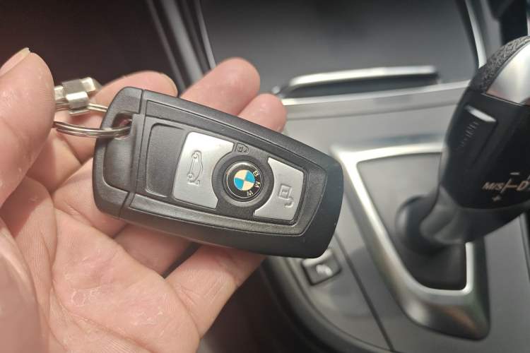 Used BMW 3 Series 2017 320Li Fashion Model Vehicle Key