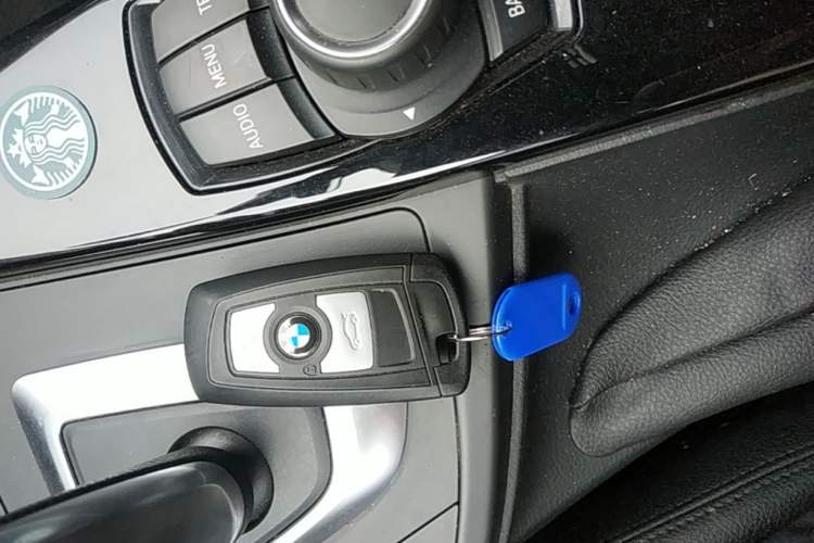 Used BMW 3 Series 2017 320Li Fashion Model Vehicle Key
