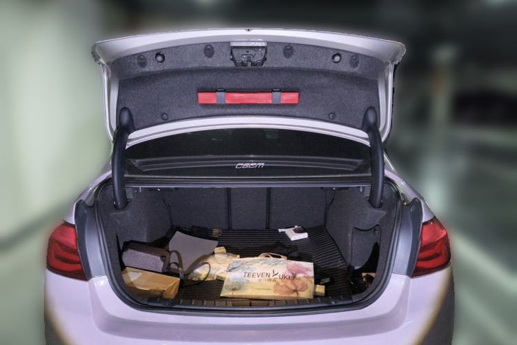 Used BMW 3 Series 2017 320Li Fashion Model Trunk