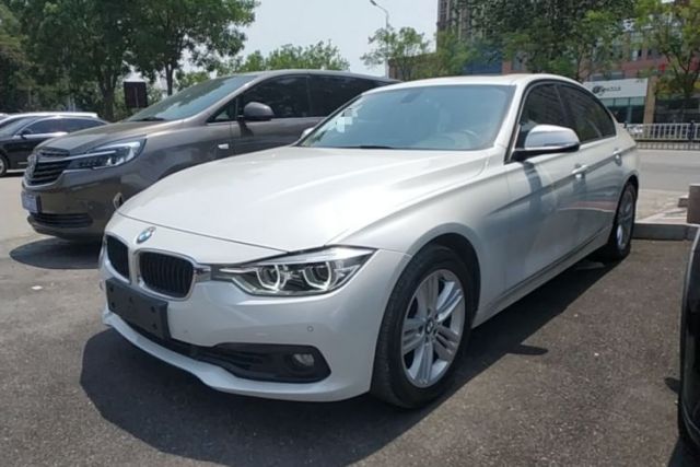 Used BMW 3 Series 2017 318i Fashion Model