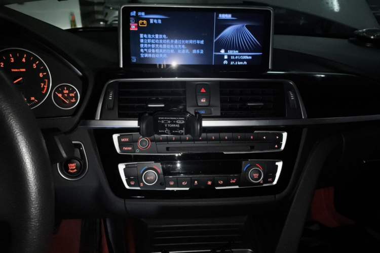 Used BMW 3 Series 2017 320Li Fashion Model Audio And AC Panel
