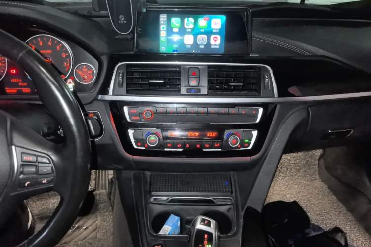 Used BMW 3 Series 2017 320Li Fashion Model Audio And AC Panel