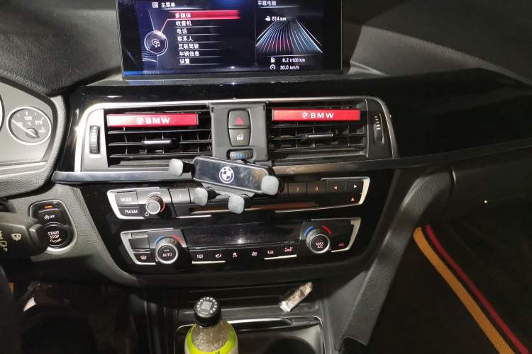 Used BMW 3 Series 2017 320Li Fashion Model Audio And AC Panel