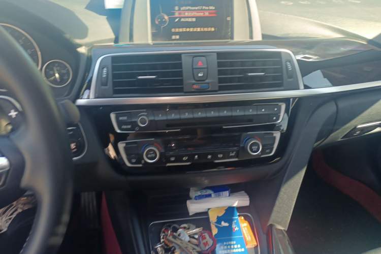 Used BMW 3 Series 2017 320Li Fashion Model Audio And AC Panel