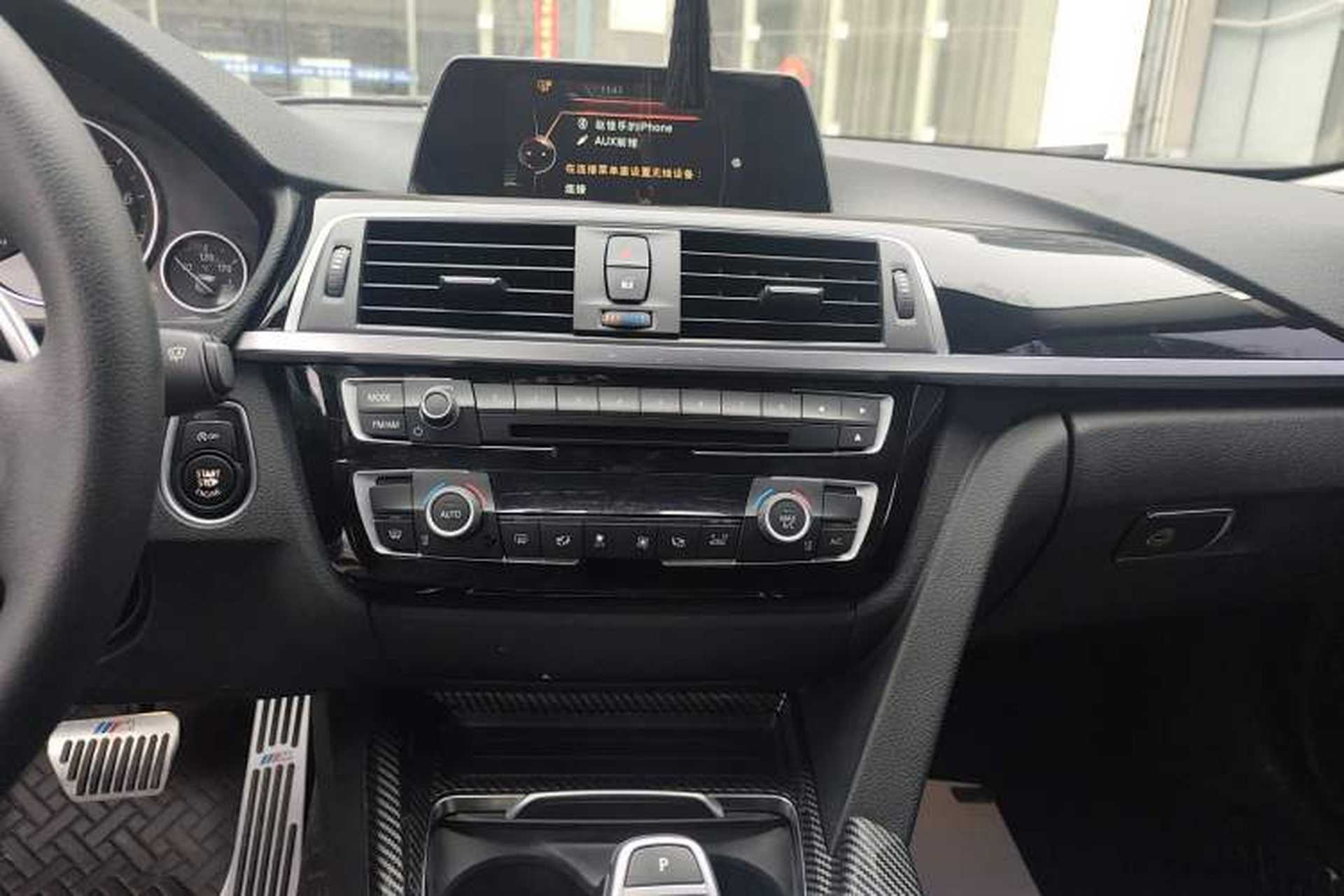 Used BMW 3 Series 2017 320Li M Sport Edition Audio And AC Panel
