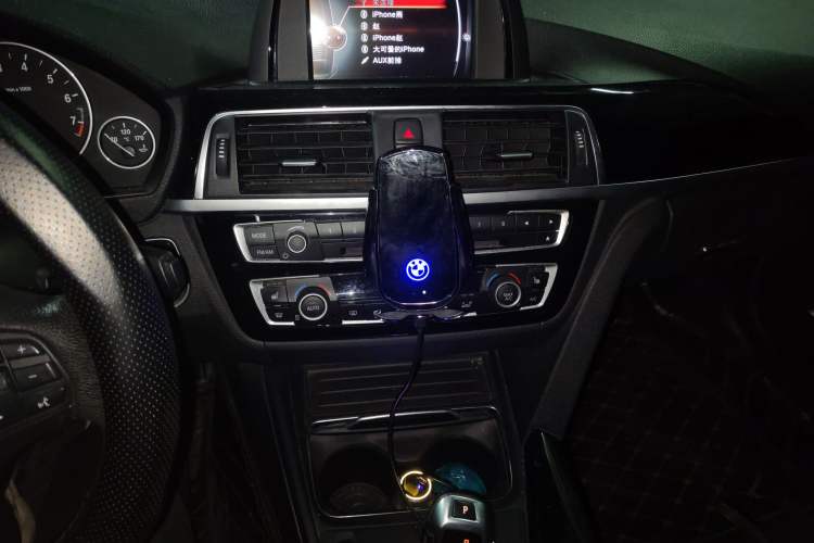 Used BMW 3 Series 2017 320Li xDrive Fashion Model Audio And AC Panel