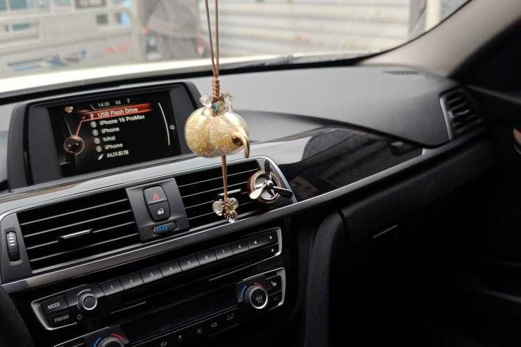 Used BMW 3 Series 2017 320Li Fashion Model
