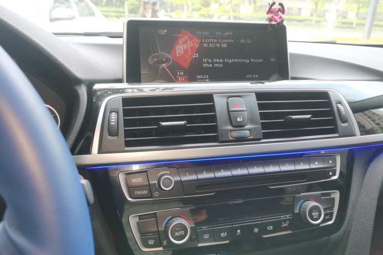Used BMW 3 Series 2017 320Li Fashion Model Audio And AC Panel
