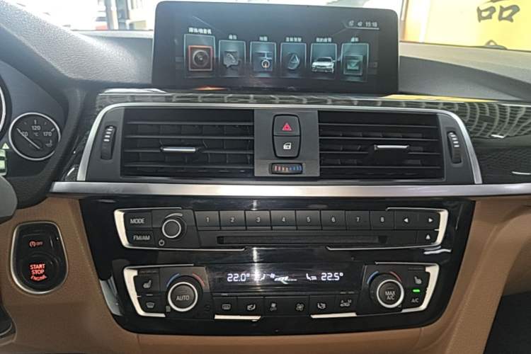 Used BMW 3 Series 2017 320Li Luxury Design Package Audio And AC Panel