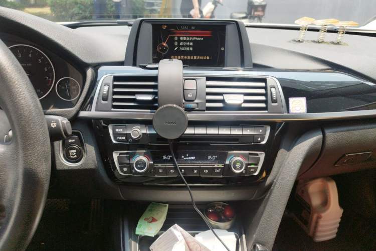 Used BMW 3 Series 2017 320Li Fashion Model Audio And AC Panel