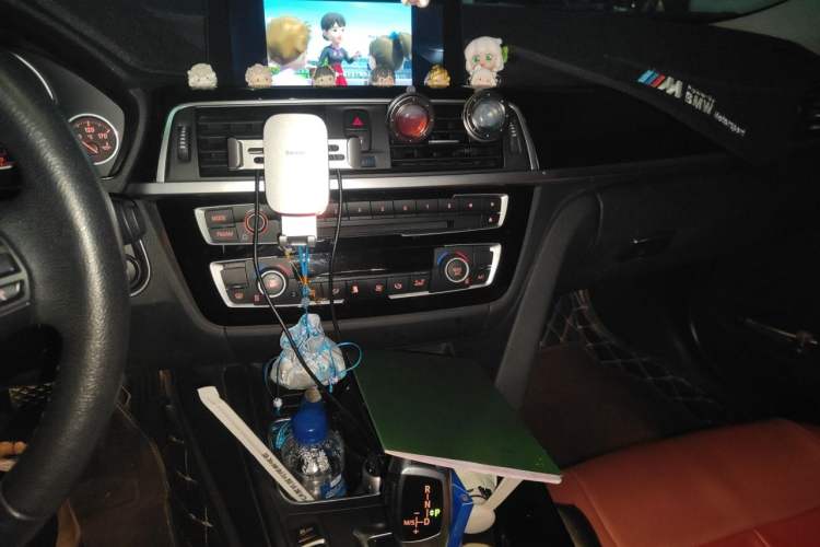 Used BMW 3 Series 2017 320Li Fashion Model Audio And AC Panel
