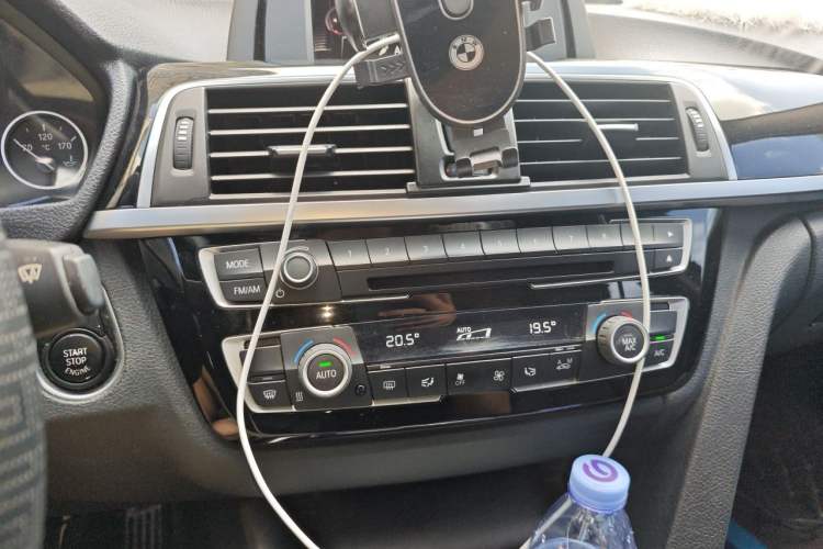 Used BMW 3 Series 2017 320Li Fashion Model Audio And AC Panel