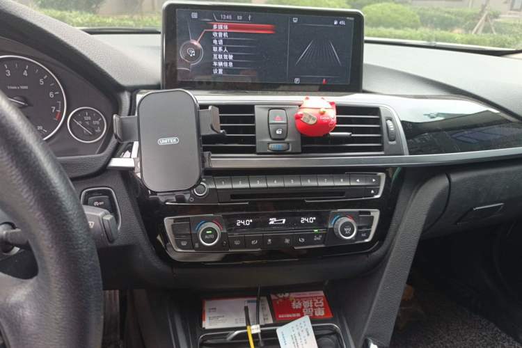 Used BMW 3 Series 2017 320Li Fashion Model Audio And AC Panel