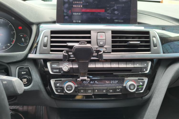 Used BMW 3 Series 2017 320Li M Sport Edition Audio And AC Panel