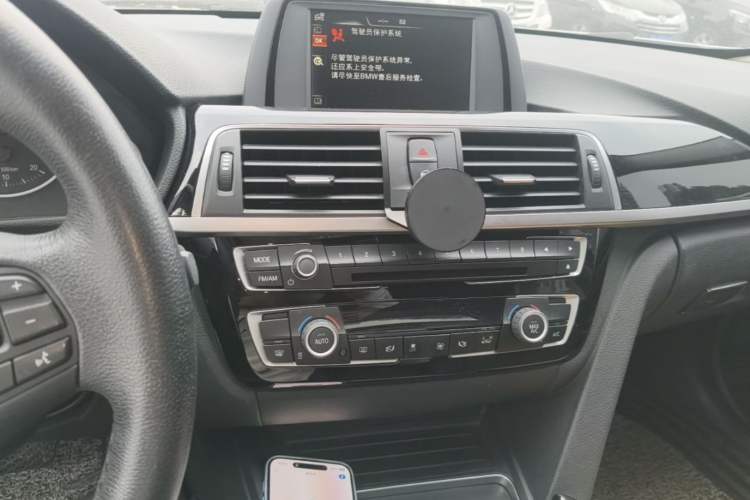 Used BMW 3 Series 2017 320Li Fashion Model Audio And AC Panel