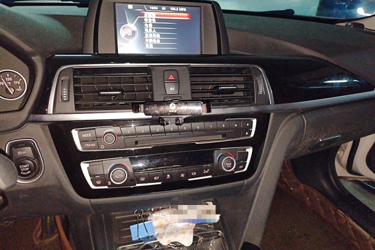 Used BMW 3 Series 2017 320Li Fashion Model Audio And AC Panel