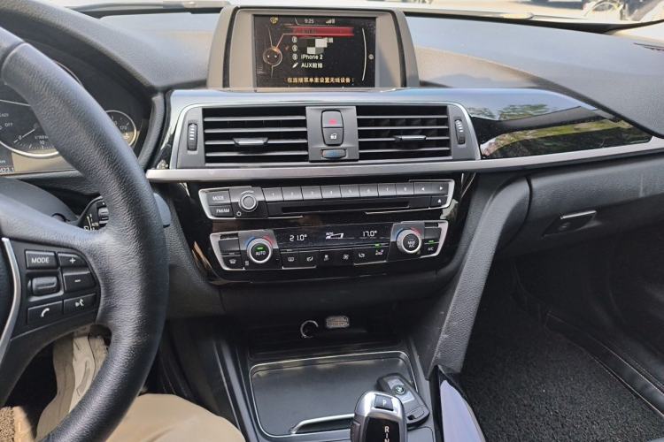 Used BMW 3 Series 2017 320Li Fashion Model Audio And AC Panel